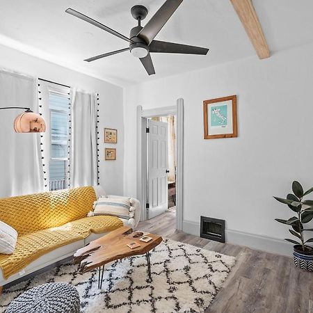 Center Of Little Italy #2 Apartamento Cleveland Exterior foto